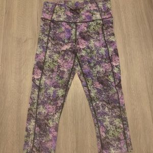 Cropped lululemon leggings